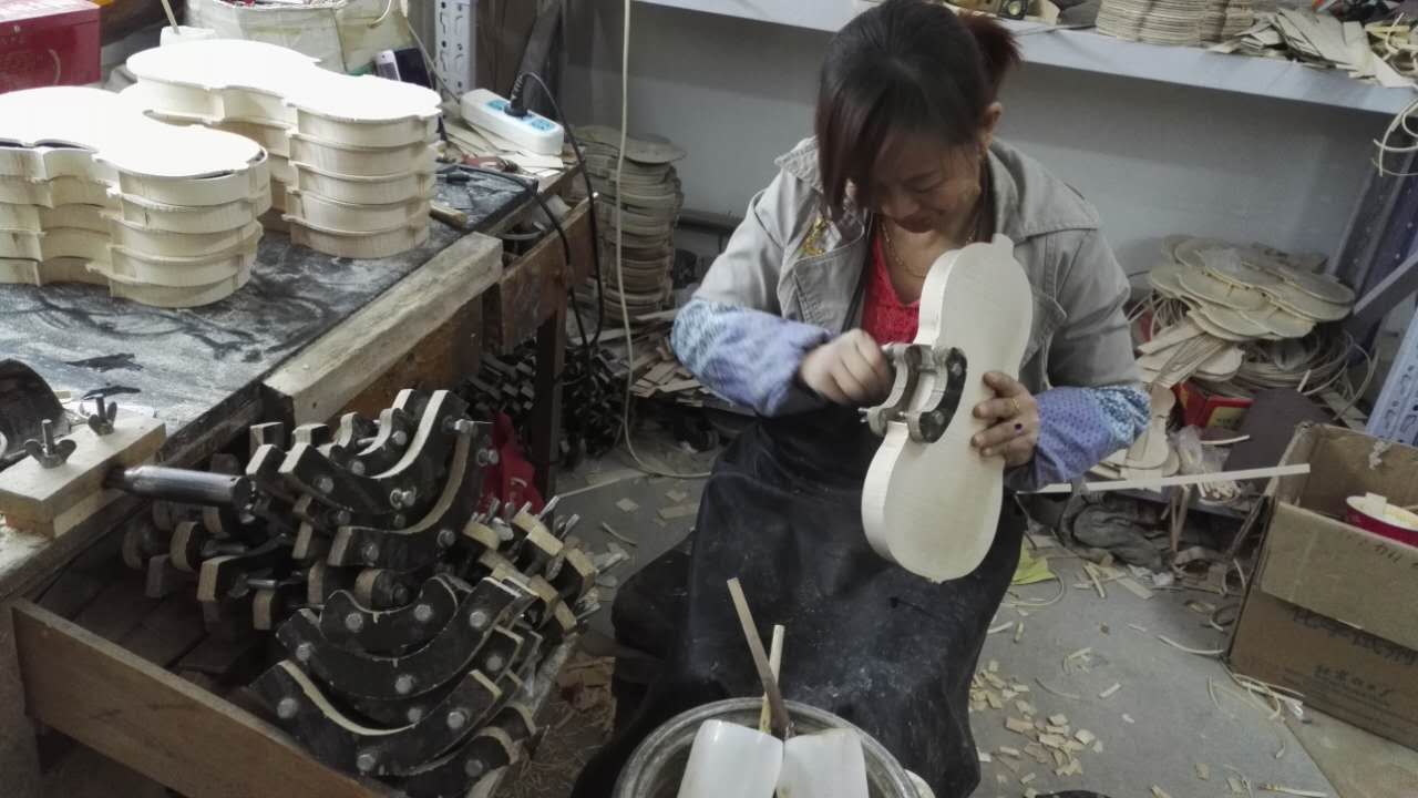 油漆工：我能說(shuō)，每一份工作，都是不容易的嗎？